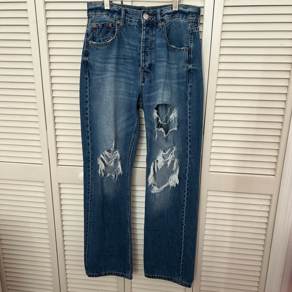 Aeropostale 90s Baggy Ripped High-Rise Jeans in Size 6 Regular